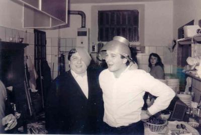 1989_in_cucina_si_scherza.jpg