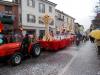 Il carro dell'EXPO Cascine sfila davanti a Piazza Germanetti